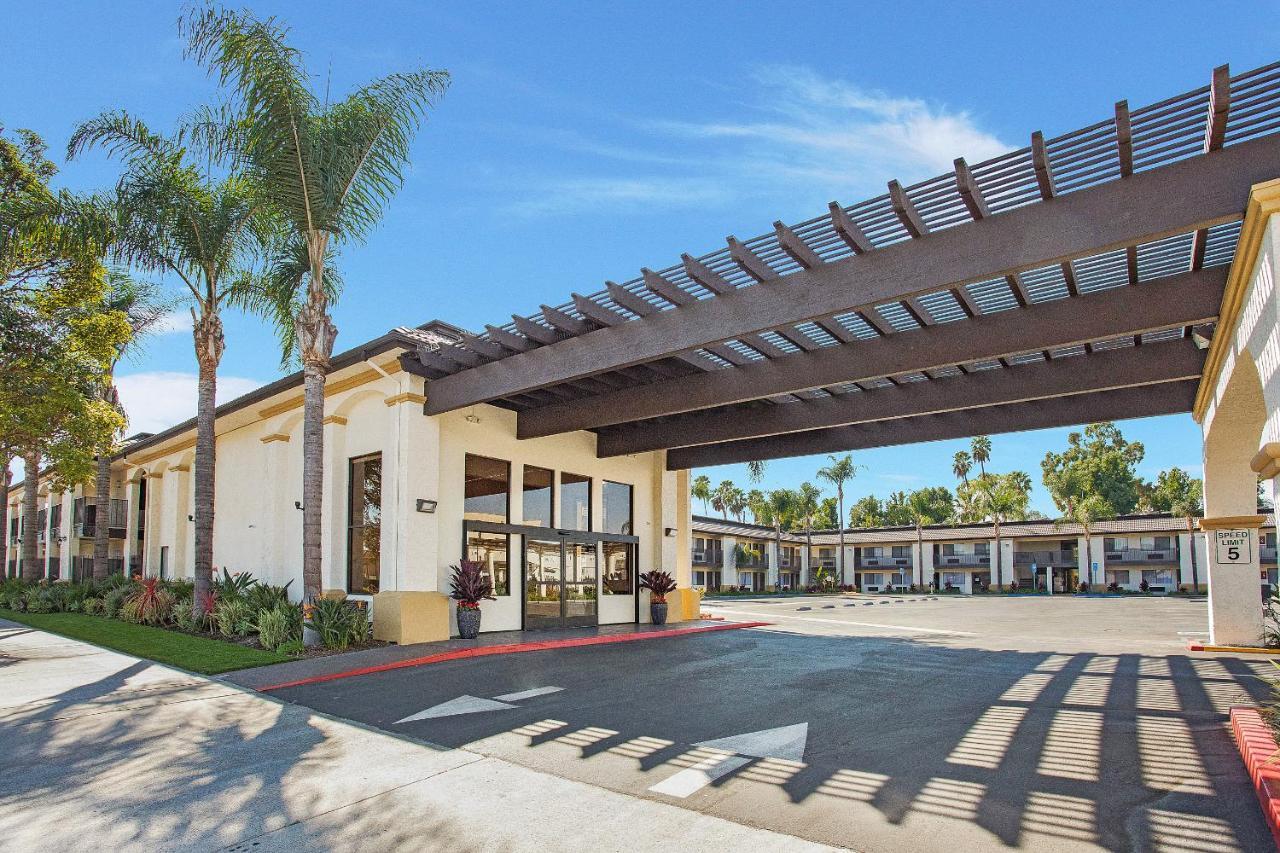 Stanford Inn&Suites Anaheim Exterior foto