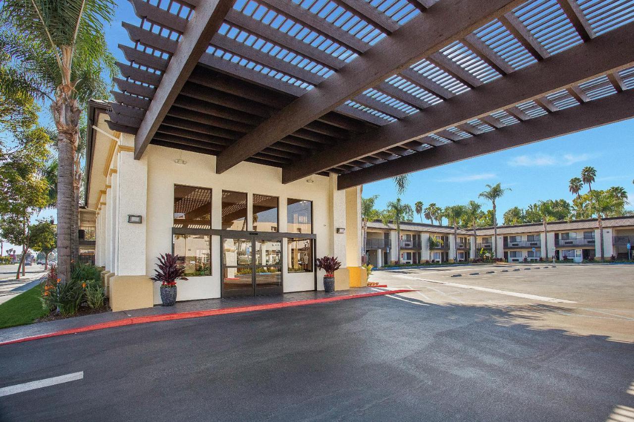 Stanford Inn&Suites Anaheim Exterior foto